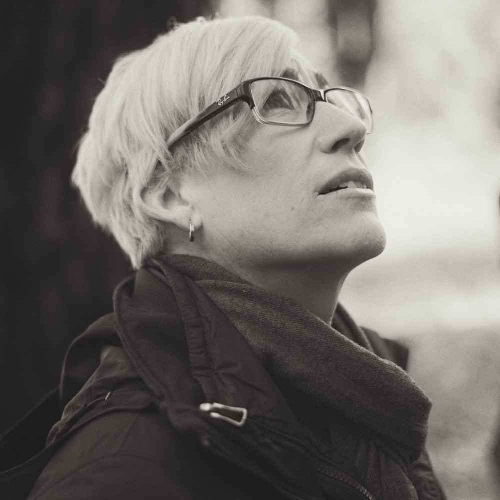 Meet your Posher, Hilary